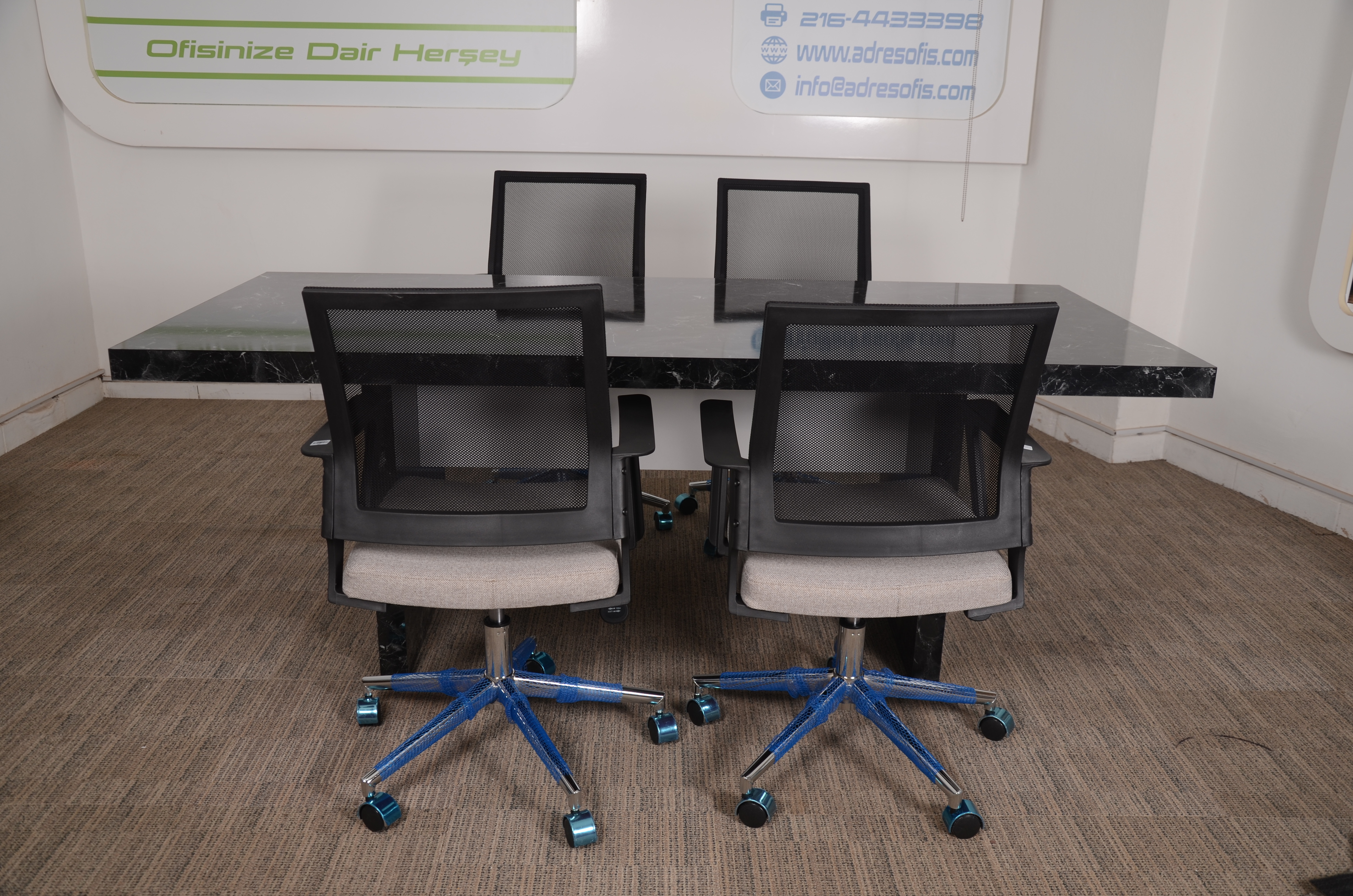 GRANİT DESEN TOPLANTI MASASI